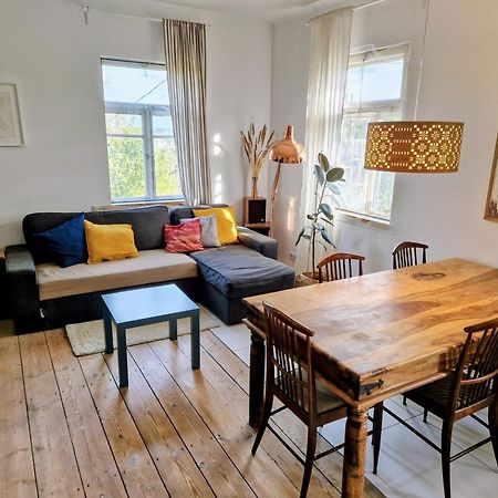 Hillside View House With Garden, Private Parking, Quiet Location - 12 Min To Old Town Anytime, Long Stays Welcome VNO Buitenkant foto
