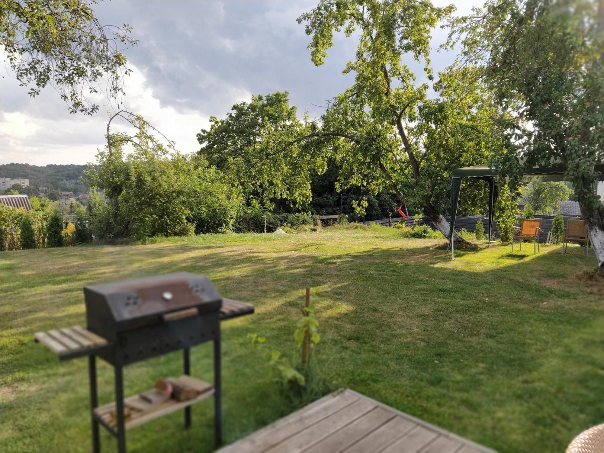 Hillside View House With Garden, Private Parking, Quiet Location - 12 Min To Old Town Anytime, Long Stays Welcome VNO Buitenkant foto